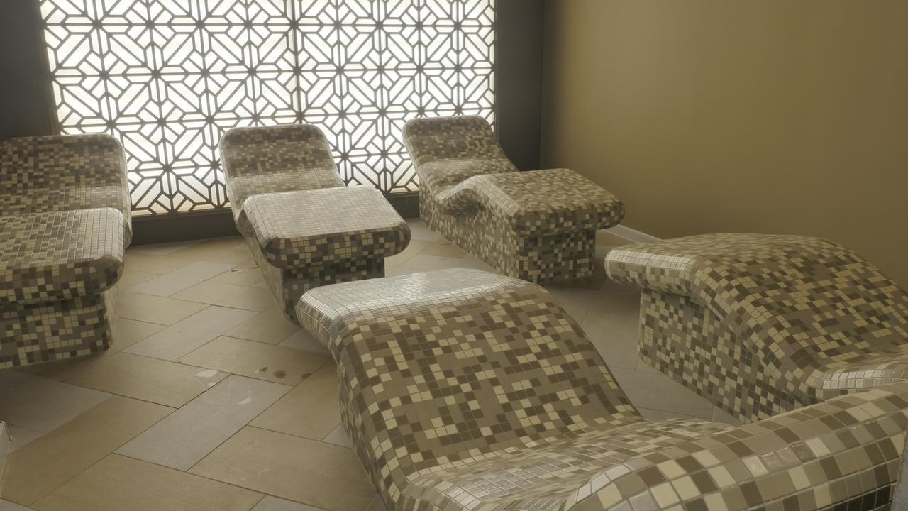 Hot Springs Medical And Spa Banya  Extérieur photo