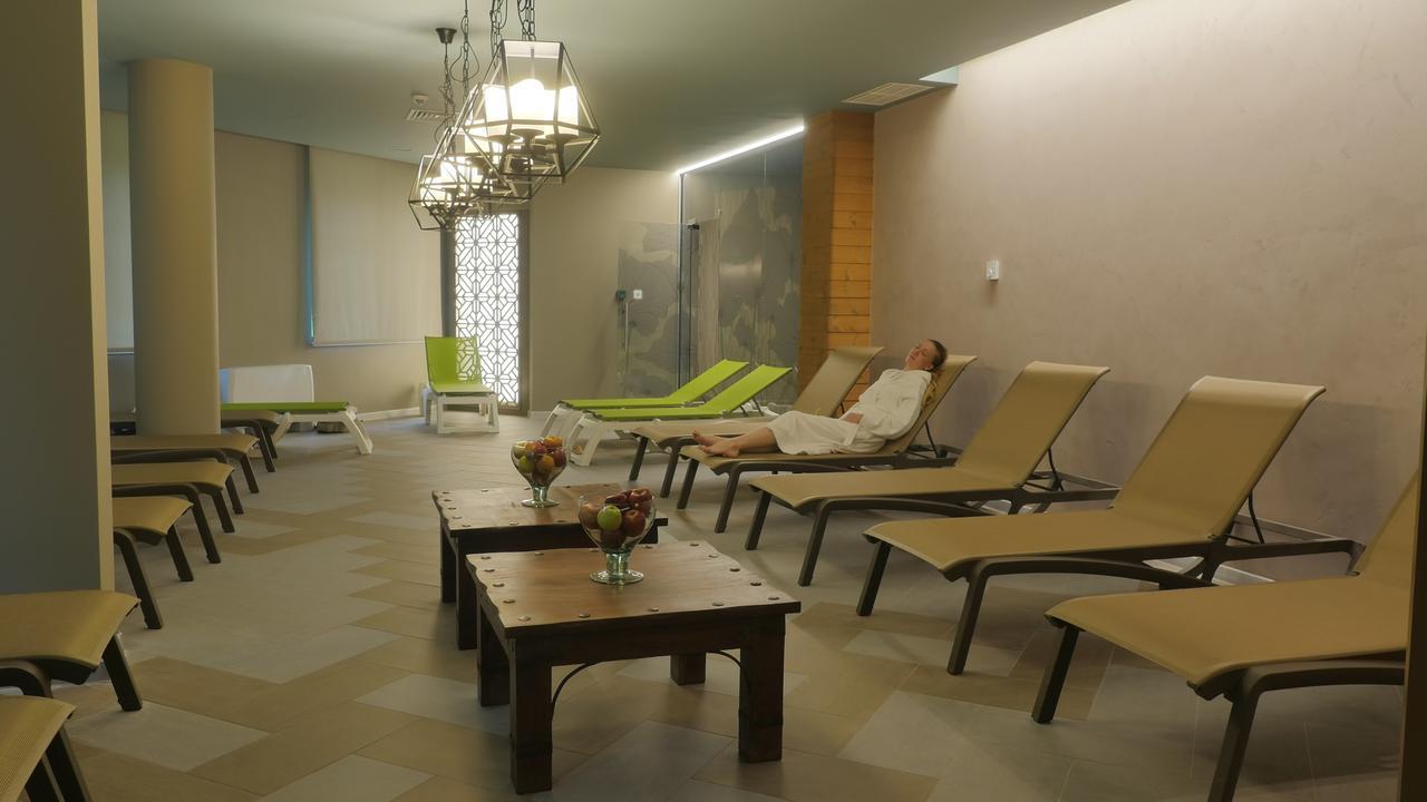 Hot Springs Medical And Spa Banya  Extérieur photo